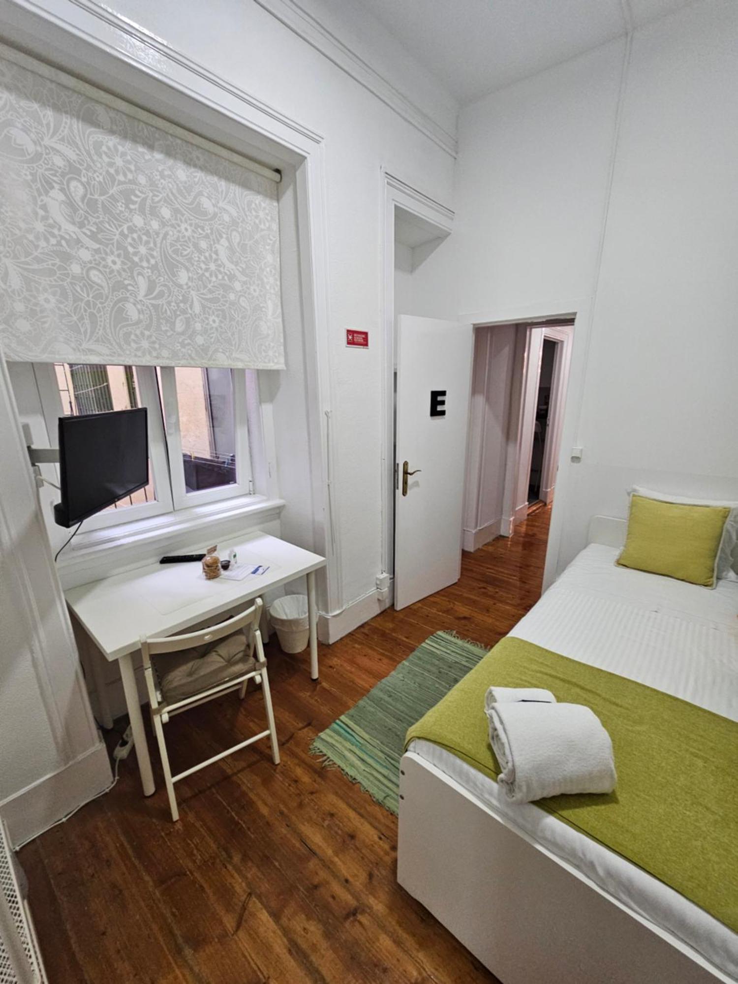 Almirante Guesthouse Lisboa Szoba fotó