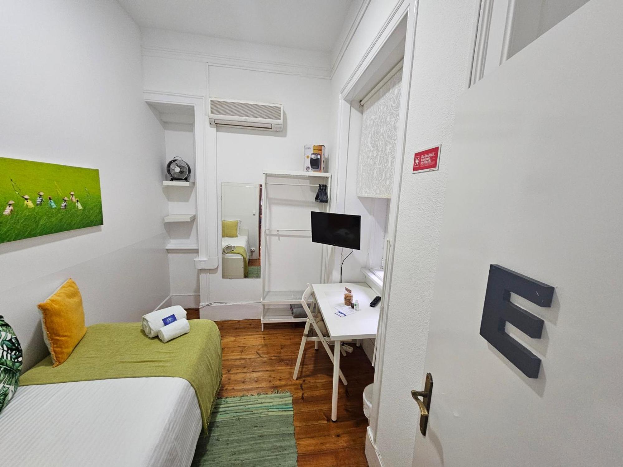Almirante Guesthouse Lisboa Szoba fotó