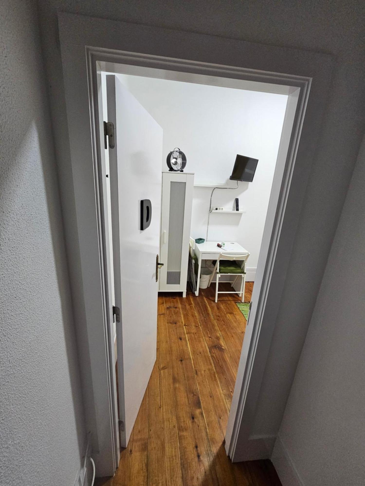 Almirante Guesthouse Lisboa Szoba fotó